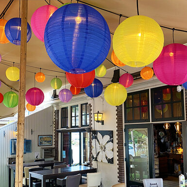 Nylonlaternen mit Beleuchtung