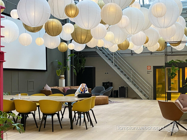 Verlichte lampionnen - Ksyos Amsterdam